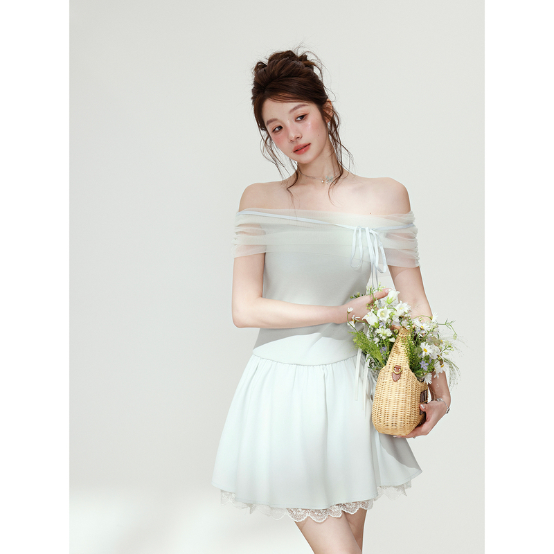 Even Yiwen【Light Oxygen Sweetheart】Korean-Style High-Intelligence and Elegant One-Shoulder Dress with Gentle Mesh Lace and Waist-Cinching Short Skirt