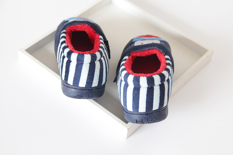 Pantoufles enfants en suède pour hiver - semelle plastique - Ref 1008465 Image 24