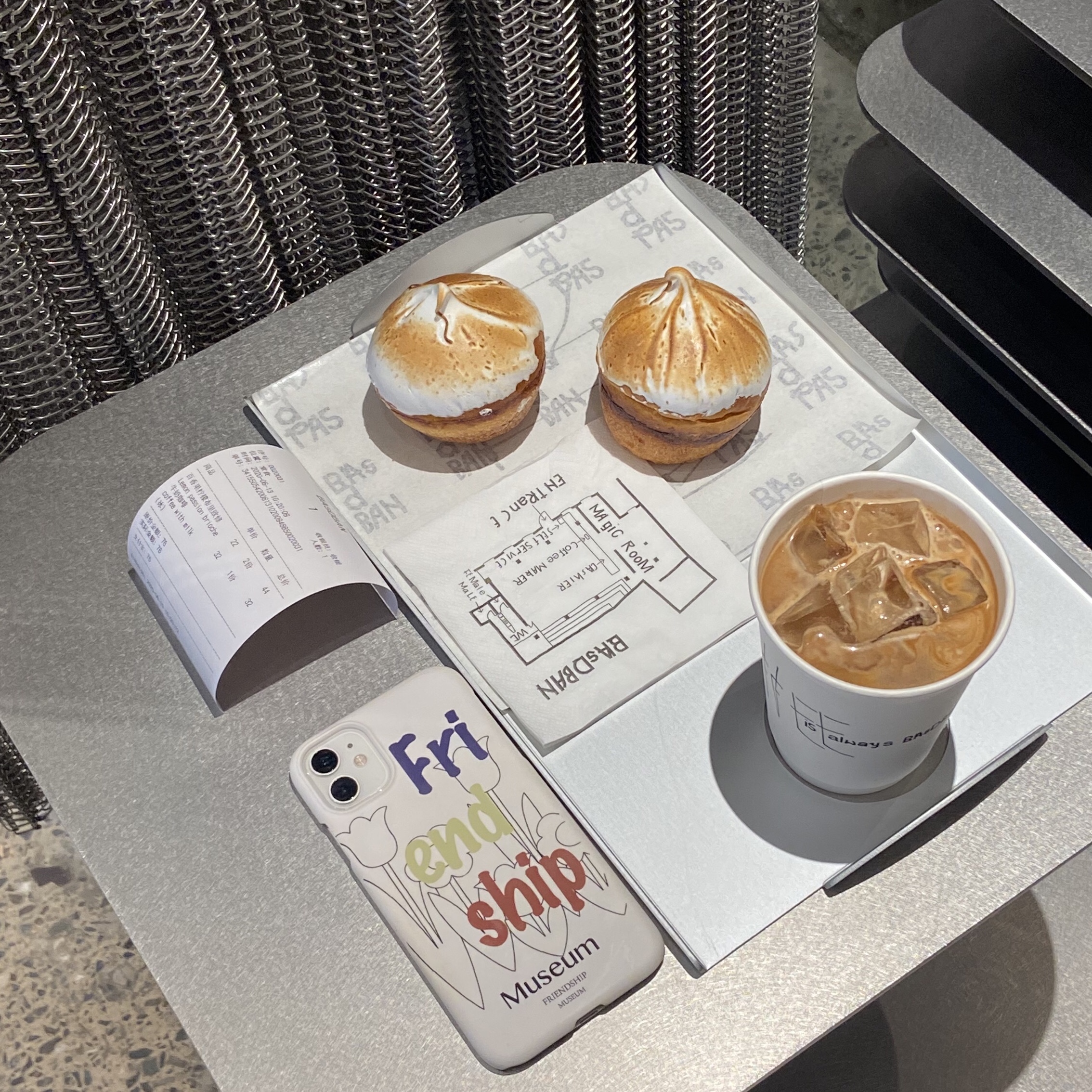 Friendship Museum You are my good sister suitable for iphone13 apple 14promax 12 x mobile phone case