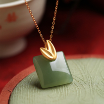 Small silver cobbler pure silver ancient method gold inlaid and field jade pendant woman Beyyu Yazhu with no sign of jade lock bone necklace crystal