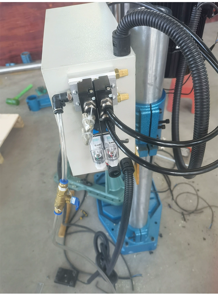 Máy khoan CNC máy khai thác tự động thiết bị đa trục servo kép khoan và khai thác máy khoan khí nén để bàn máy khai thác