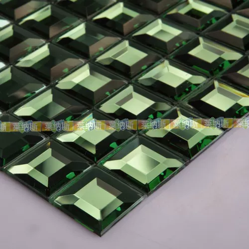 Зеленая стеклянная мозаика на стену, зеркальный эффект