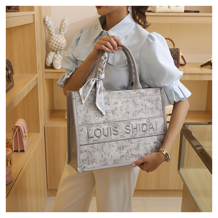 Premium for Women 2024 New Fashionable Large Capacity Single Shoulder Underarm , Hundred Step Handheld Commuter Tote_voghion.com