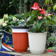 ກະຕ່າດອກໄມ້ຢາງພາລາສຕິກ Nordic ທີ່ເປັນມິດກັບສິ່ງແວດລ້ອມສໍາລັບດອກໄມ້ແລະຕົ້ນໄມ້ສີຂຽວ pots succulent ຂະຫນາດໃຫຍ່ສໍາລັບ courtyard indoor and outdoor imitation pots ceramic