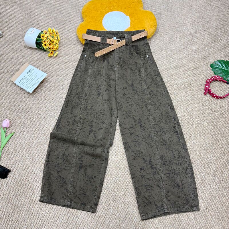 2026 Spring Vintage Jacquard Curved Hem Jeans New Design Casual Loose Fit Versatile Slimming Curved Hem Pants