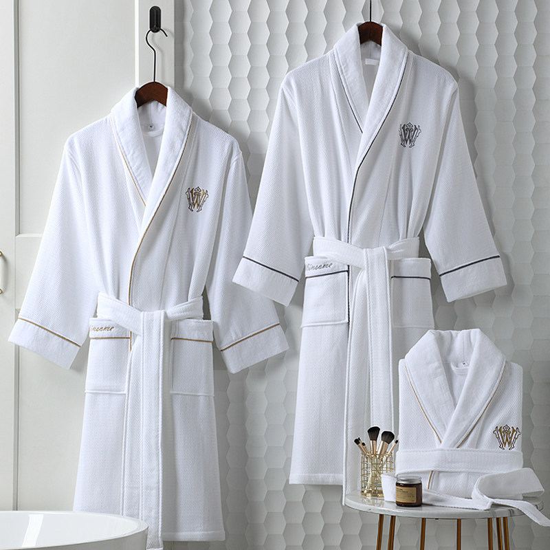 Five-star hotel towel bathrobe men and women couples a pair of four seasons universal pajamas absorb water quick drying yukata