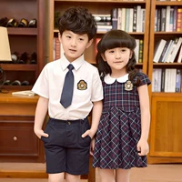 Đồng phục học sinh tiểu học nam và nữ gió mùa hè Anh mẫu giáo quần áo trẻ em kẻ sọc ăn mặc quần áo phù hợp với lớp - Đồng phục trường học / tùy chỉnh thực hiện đồ vest bé trai