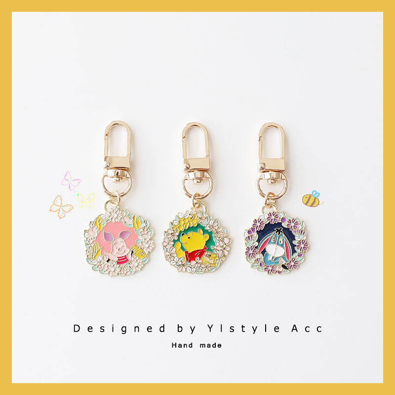 Cute Winnie the Pooh and Piglet AirPods Pendant Keychain USB Flash Drive Anti-Loss Bag Zipper Buckle Handmade Small Gift