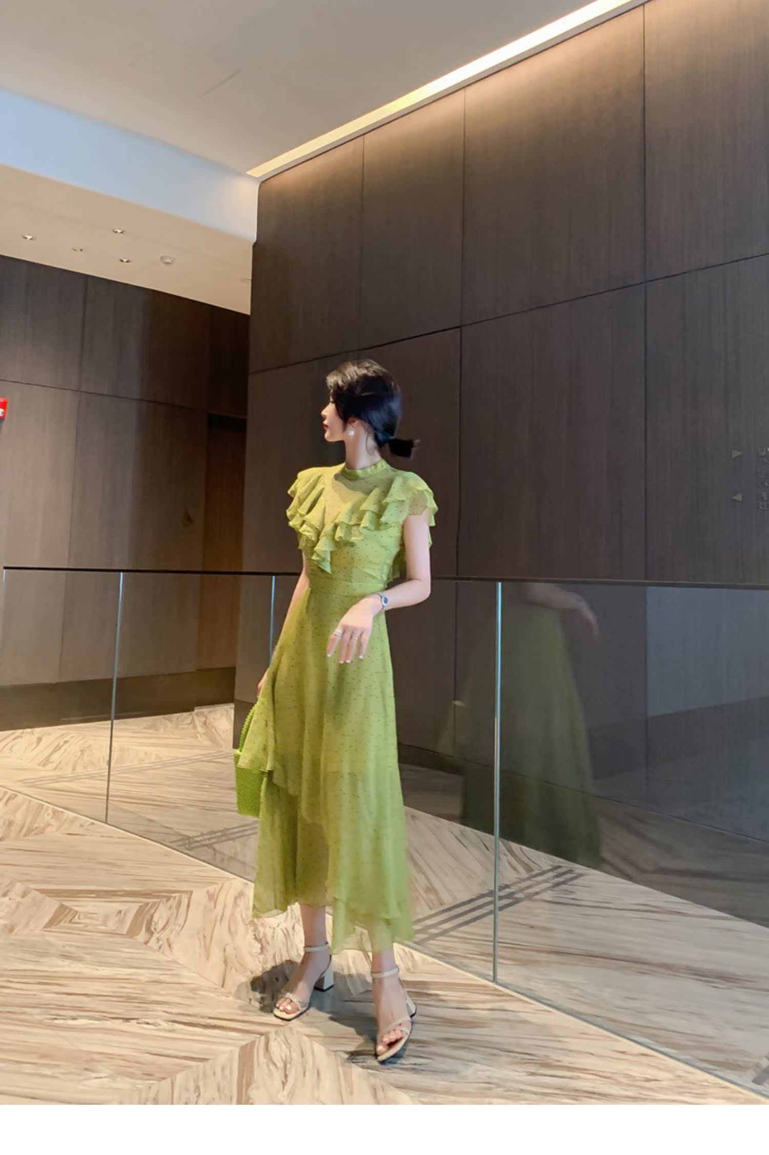 Đầm chấm bi voan cổ chữ V Đầm dự tiệc hè 2019 mới diện váy đi biển xù váy nữ mùa hè - Sản phẩm HOT đồ công sở nữ