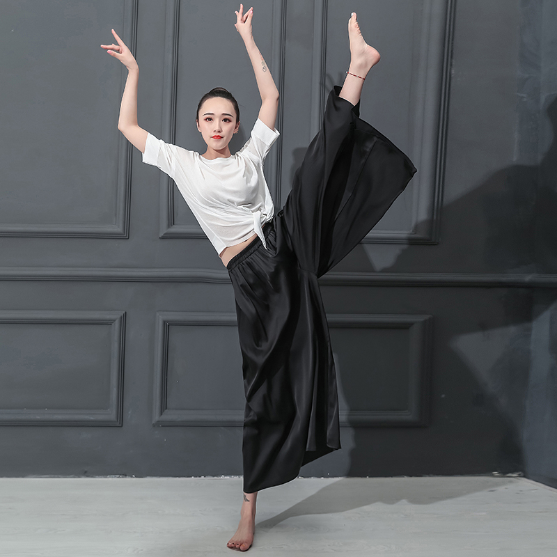 Silk hiện đại thực hành quần áo quần khiêu vũ cổ điển quần áo khiêu vũ nữ trang phục khiêu vũ quốc gia quần áo khiêu vũ chân rộng quần quần - Khiêu vũ / Thể dục nhịp điệu / Thể dục dụng cụ giày múa cao gót