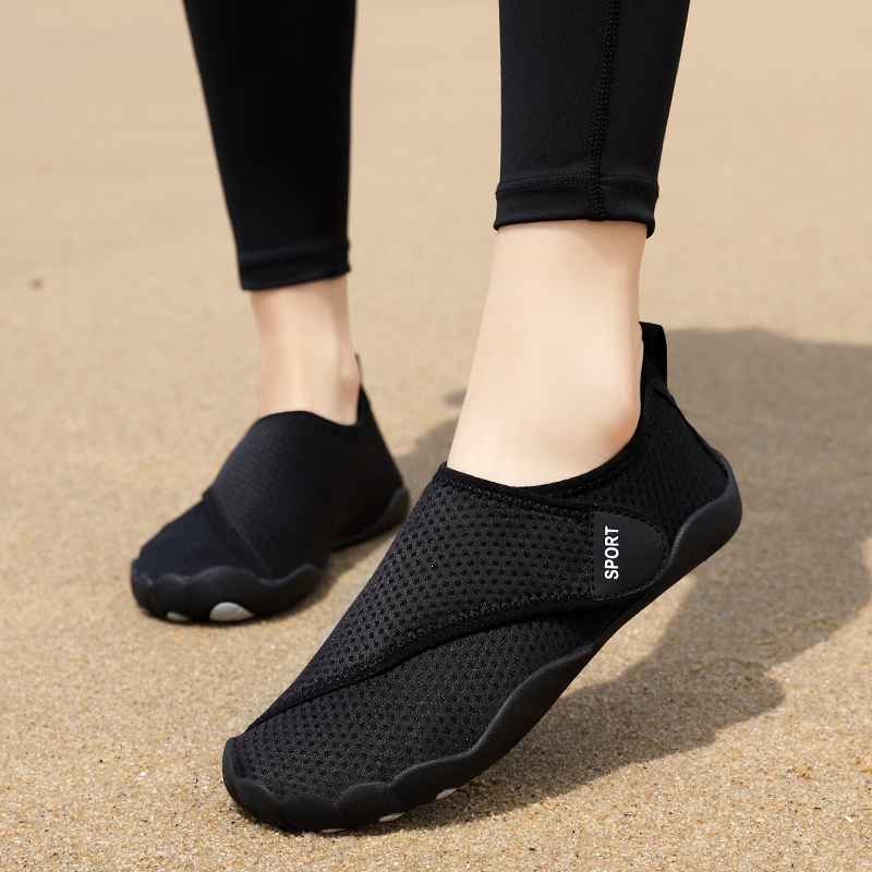 Water Shoes for Men and Women, Beach Shoes, Quick-Drying Sandals, Non-Slip, Anti-Cut, Sea Shoes, Fishing, Diving, Snorkeling, River Swimming Shoes Water Shoes for Men and Women, Beach Shoes, Quick-Drying Sandals, Non-Slip, Anti-Cut, Sea Shoes, Fishing, Diving, Snorkeling, River Swimming Shoes