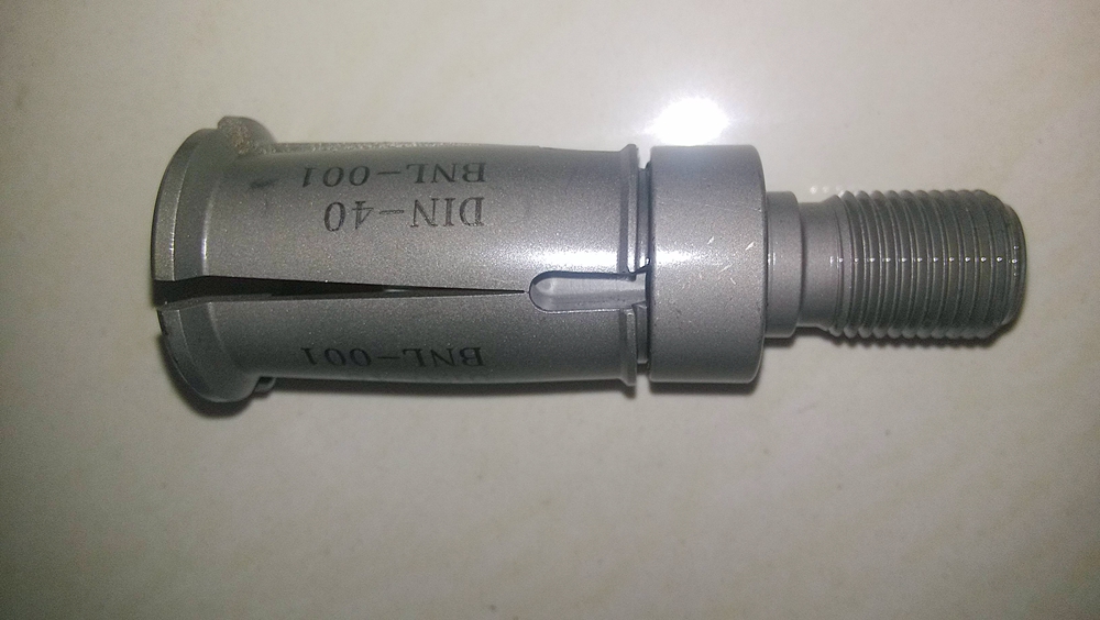 ROYAL LOYAL BT30BT 40 external thread inner thread claw machining center pull claw