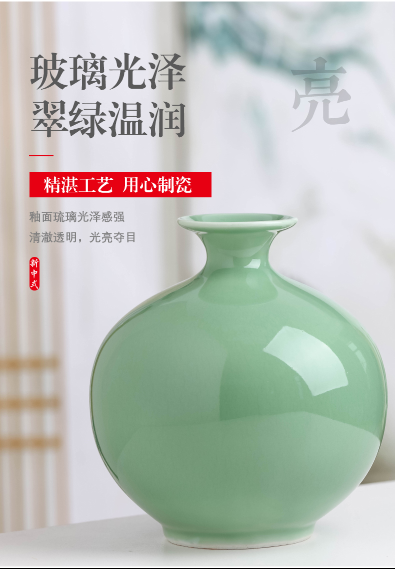 Jingdezhen ceramics antique vases, flower arrangement of Chinese style living room home decoration wine handicraft decorative furnishing articles