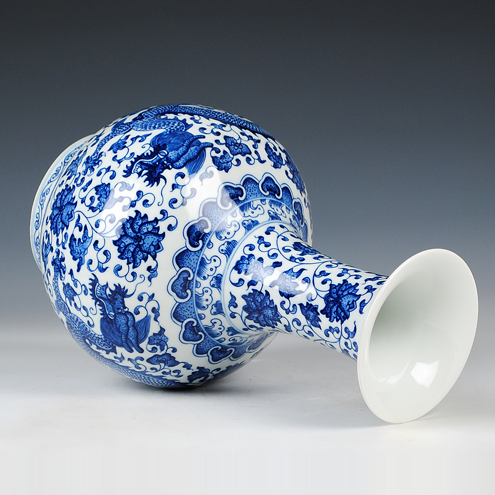 Blue and white dragon vase of jingdezhen ceramics imitation the qing kangxi I sitting room adornment handicraft furnishing articles