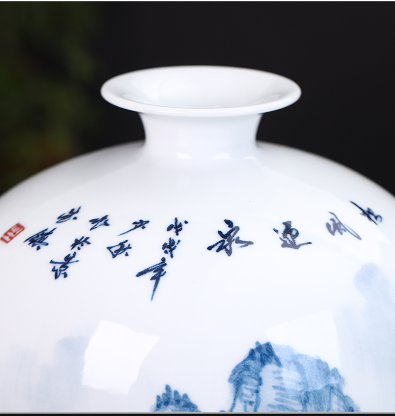 The Master of jingdezhen ceramics hand - made antique Chinese blue and white porcelain vases, flower arrangement sitting room home furnishing articles