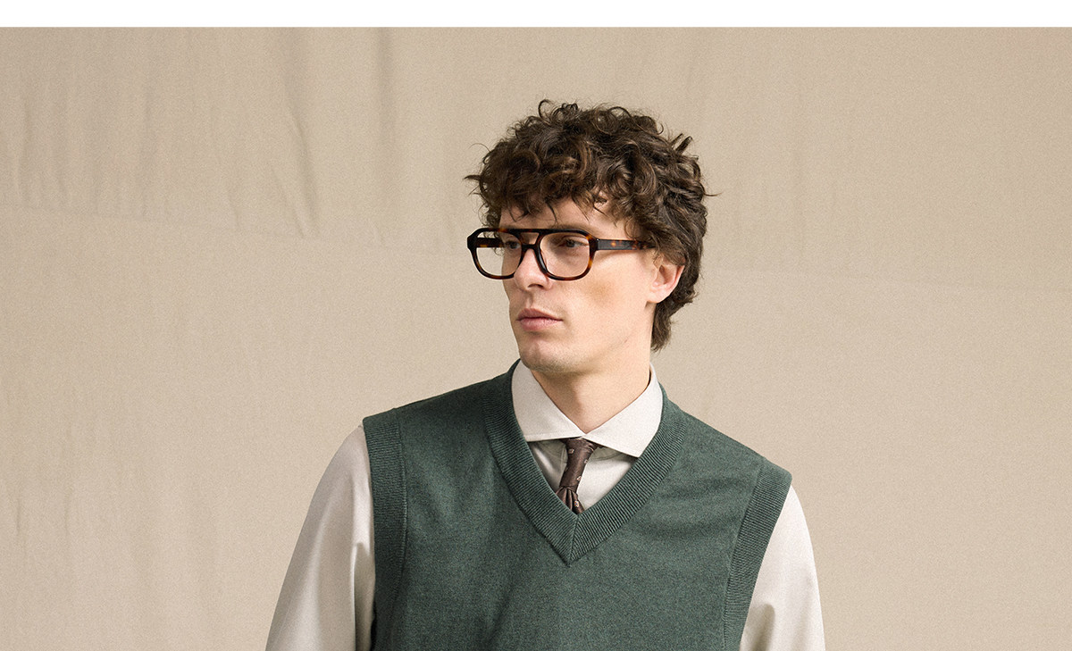 CULTUM V-Neck Knit Sweater Vest