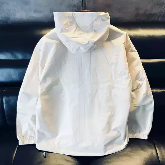 Loose Fit High-End Quality Wheatfield Coffee 2026 Spring and Autumn Men's Hooded Windproof Jacket with Rubberized Diagonal Pockets