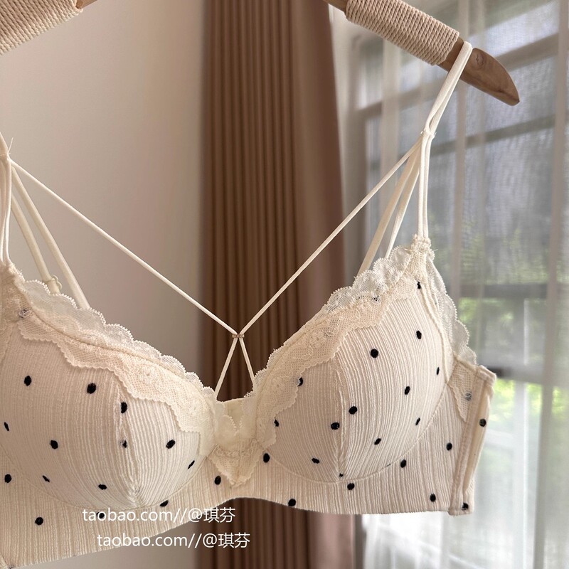 Fresh Striped Polka Dot Bra for Women with Small Busts, Enhancing and Lifting, Side Support Bra