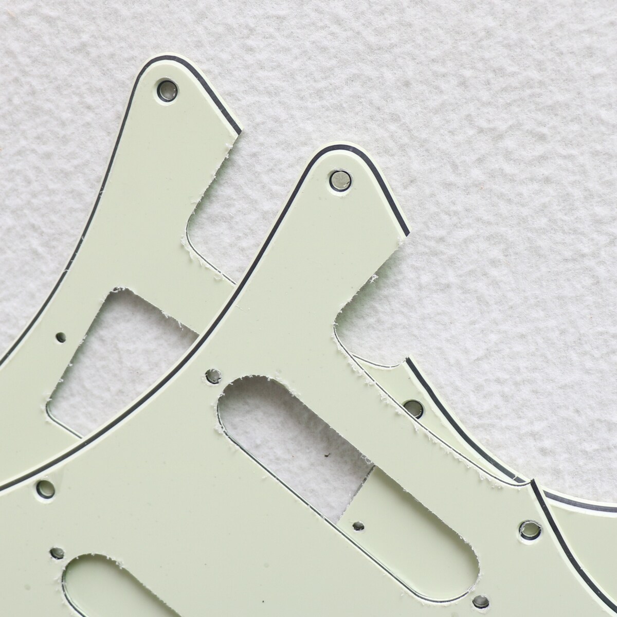 Звукосниматель 东礼strat吉他护板3单复古绿色ssh面板sq双双美芬可用hsh配螺丝 Donlis