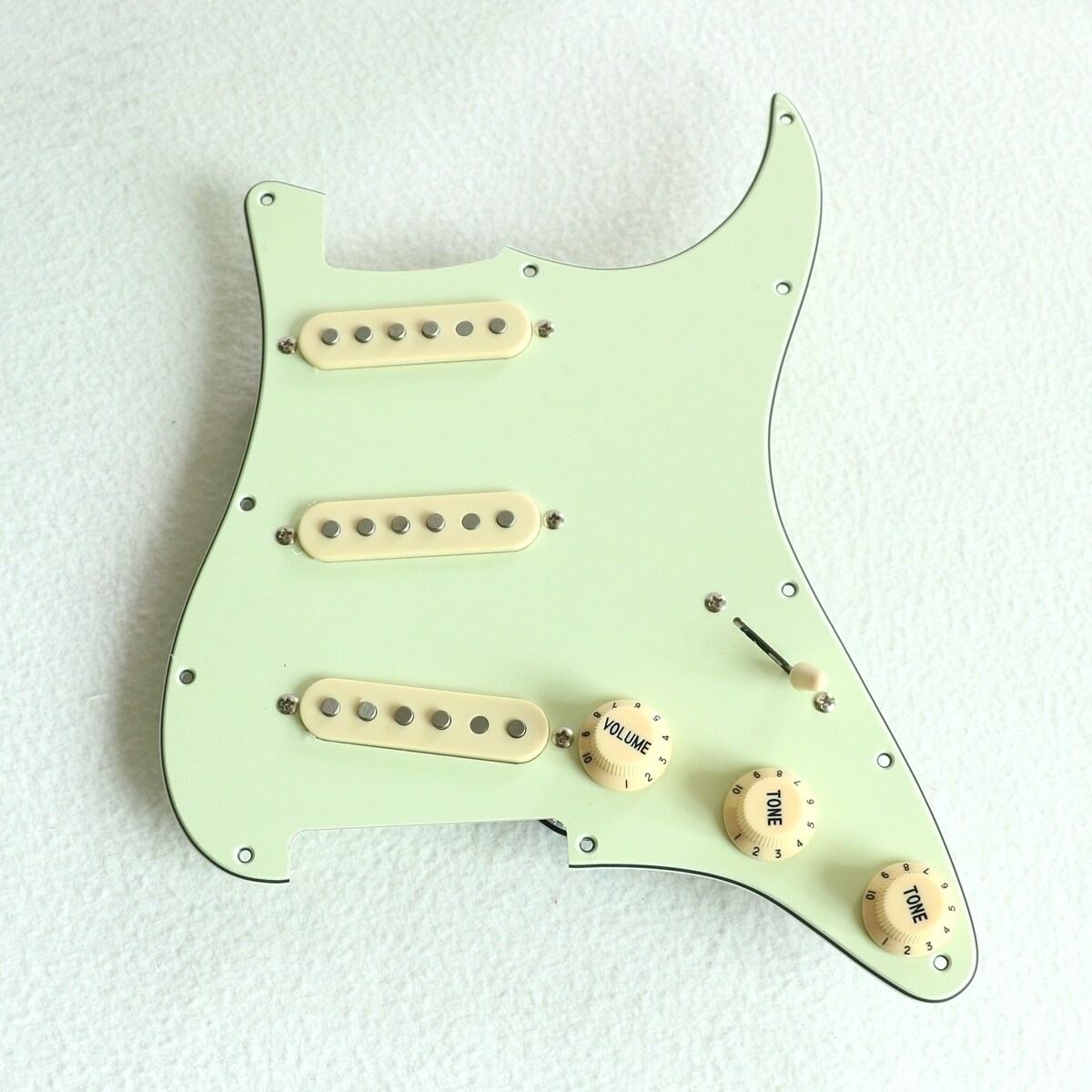 East Gift Accessories Strat Guitar Full Line Assembly Retro Green Panel 3 Single Aluminum Nickel Cobalt SQ Pickup