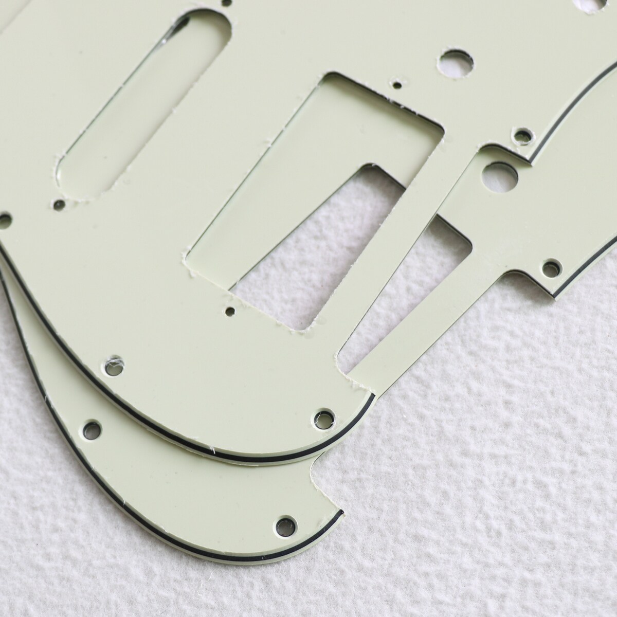 Звукосниматель 东礼strat吉他护板3单复古绿色ssh面板sq双双美芬可用hsh配螺丝 Donlis