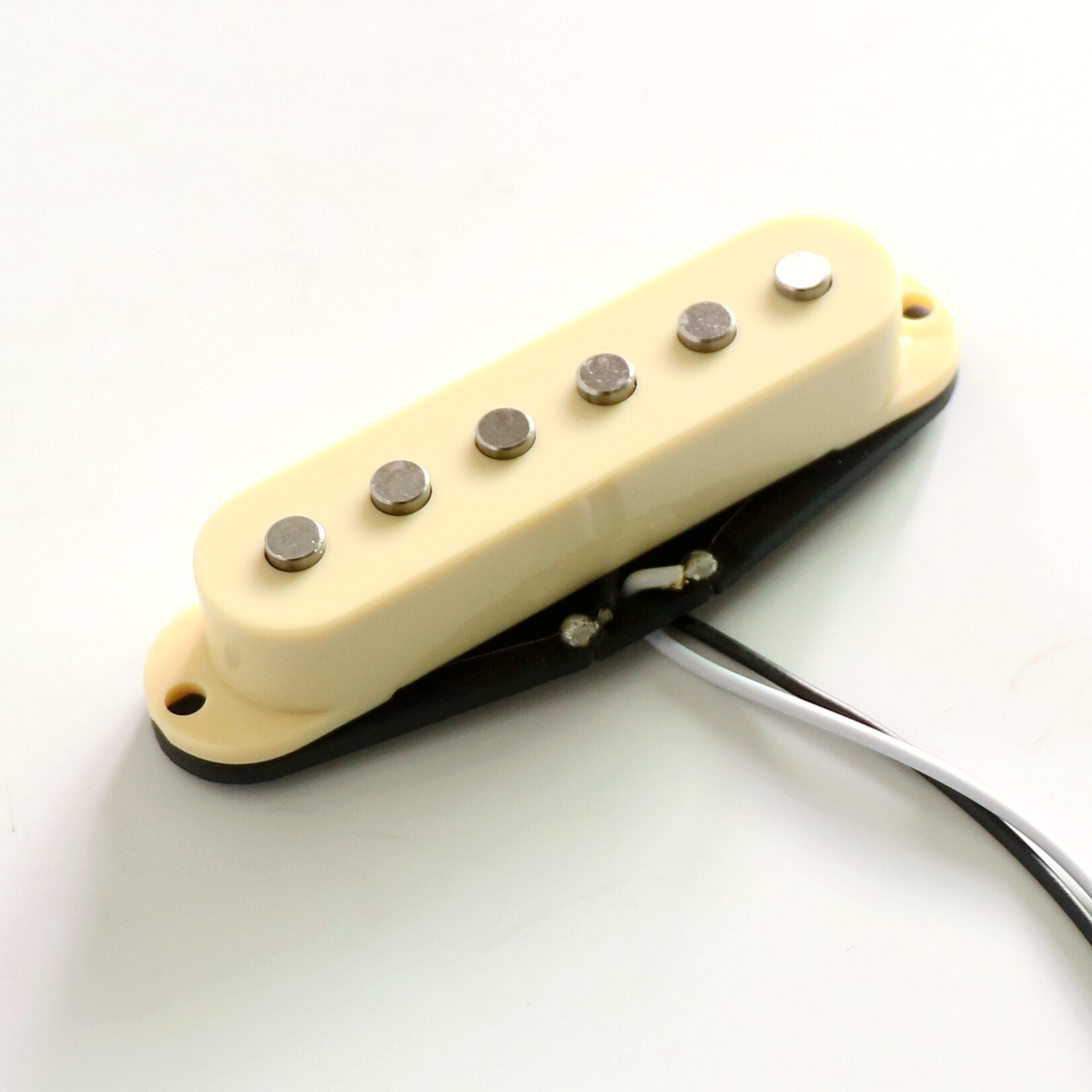 Звукосниматель 包邮东礼62‘z平整式5号磁钢5号音点strat吉他拾音器单线圈sq升级 DONLIS