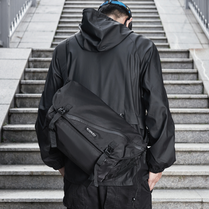 Wood Village Yao's satchel with large capacity men's original Cebu Functional Wind Tooling Female Skew Satchel Backpack single shoulder bag Male Tide Cards-Taobao