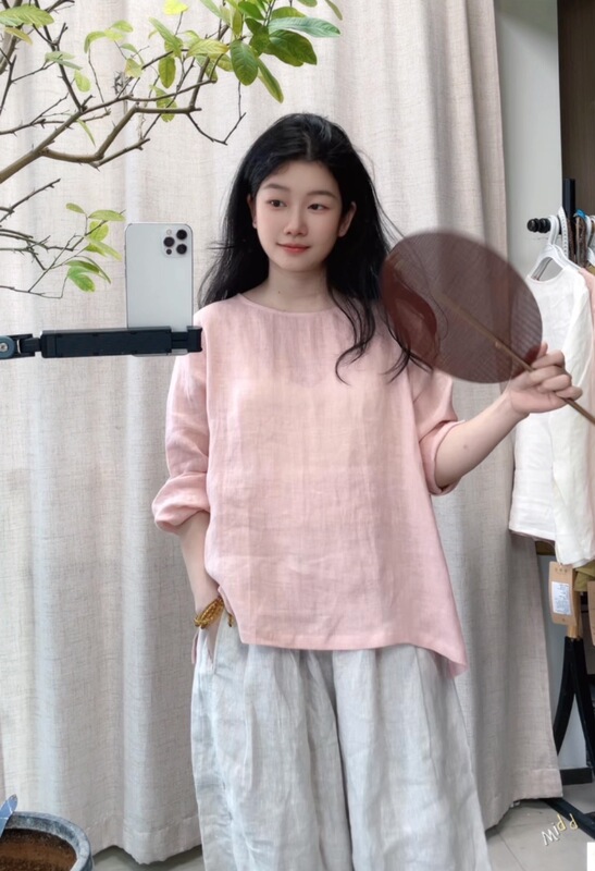 【Worry-Free】Enzyme-Washed Long-Sleeve Linen Top, Peach Blossom Light Linen, Loose-Fitting Linen Shirt with Round Neck 【Worry-Free】Enzyme-Washed Long-Sleeve Linen Top, Peach Blossom Light Linen, Loose-Fitting Linen Shirt with Round Neck