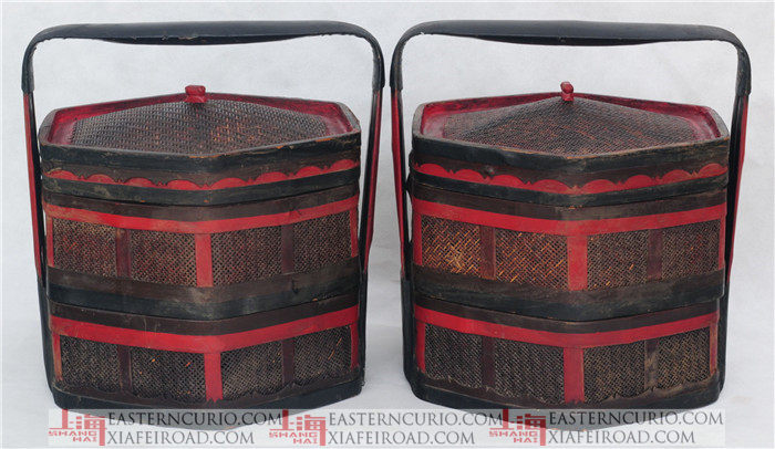 The Ming and Qing Republic Classical Old Shanghai Bamboo-lift basket of all kinds of miscellaneous items with nostalgic folk objects to identify the display items