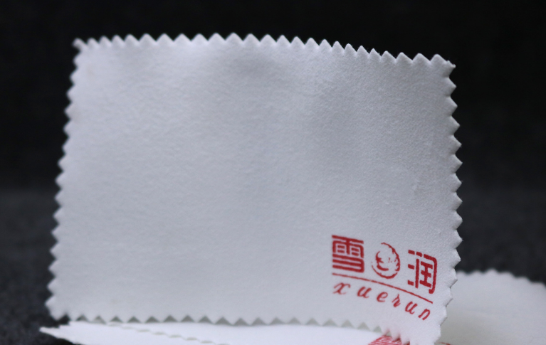 8 * 8 cm deer leather wool polished silver cloth high-quality custom online version printing ink indentation printing manufacturer set to do