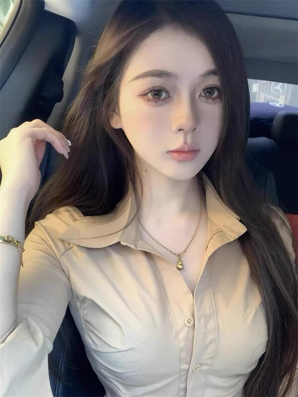 Trendy and Unique Slim-Fit Solid Color Tops for Women 2026 New Style This Year, Waist-Cinching, Slimming, Ruched, Sexy Shirts