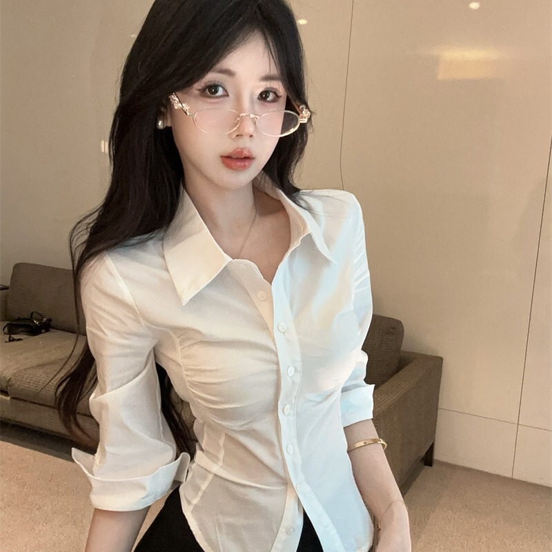Trendy White Collared Long-Sleeve Shirt for Women, Summer 2026 New Style, Pure and Alluring French Style, Slim-Fit and Flattering Blouse
