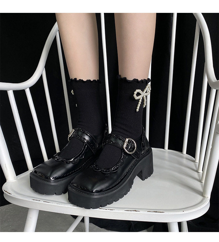 Lolita Retro Pearl Girl Butterfly Bow Black JK Backing College Fengwood and Heavy Socks