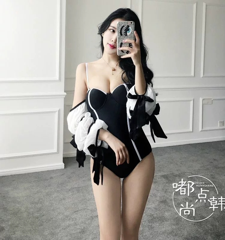 Jing Ruier _ lưới đỏ với bikinii gợi cảm của thương hiệu thủy triều Thái tay phồng nơ vải tuyn một mảnh áo tắm nữ