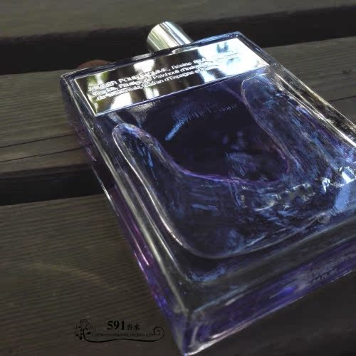 Prada Amber Pour Homme：一场精准的男性气息重构_香水_淘宝美妆网