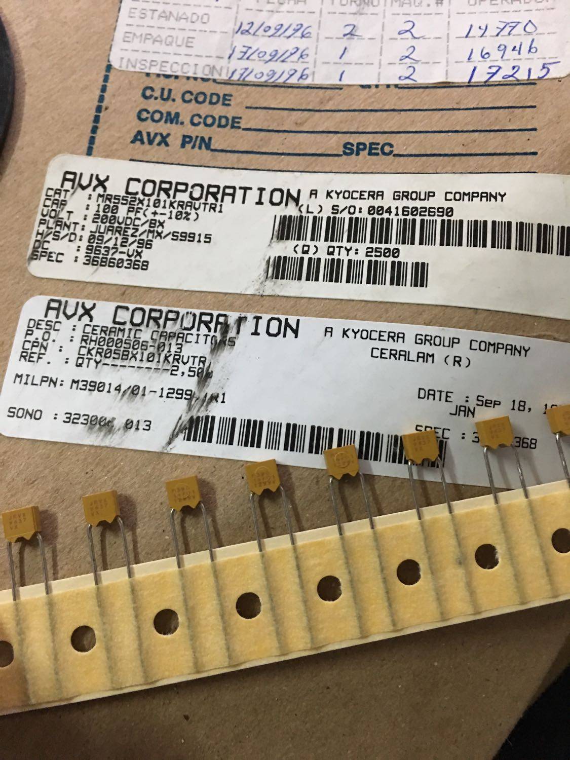 200V100PF 100PF 101 AVX JAN multilayer ceramic fever capacitor thick copper foot monolith