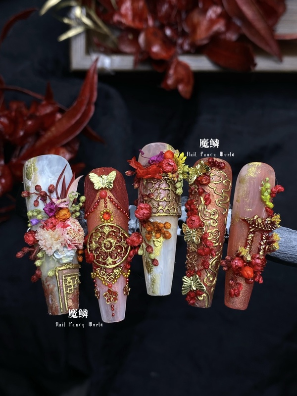 Magic Scales [Chang'E Weiyang] Original Design Wearable Nails New Chinese Style Nail Art Floral Arrangement Wedding Nails Wearable Nails