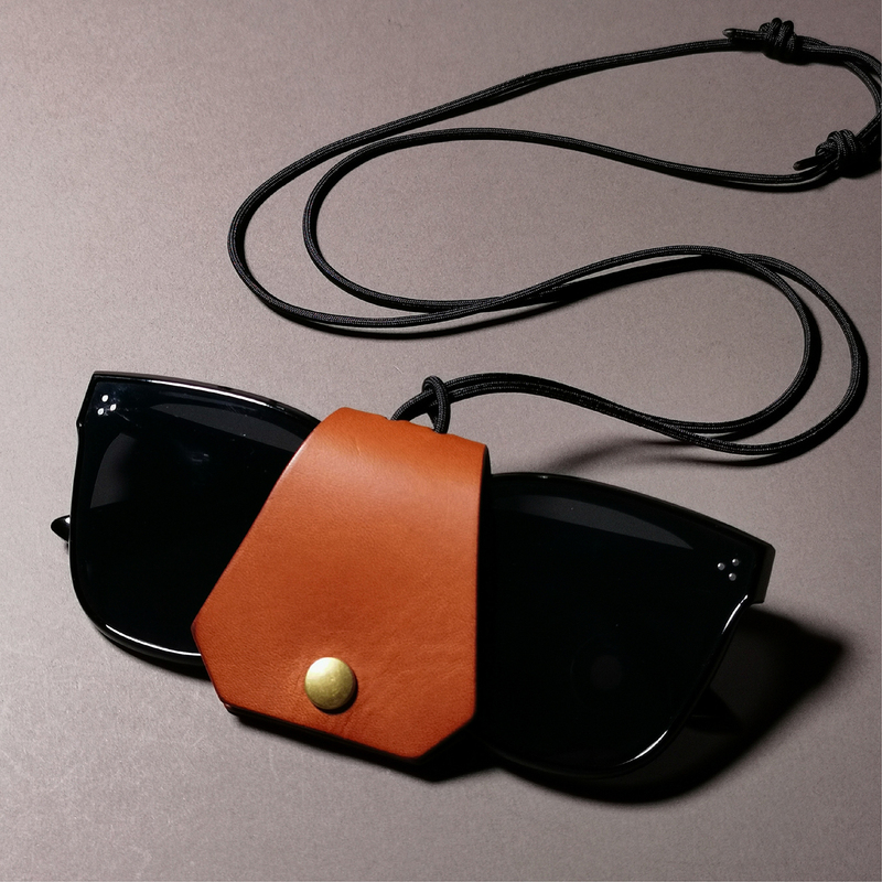Handmade Italian Vegetable-Tanned Leather Sunglasses Holder Necklace Genuine Leather Sunglasses Clip Lanyard