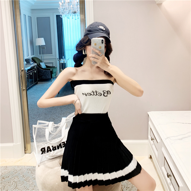 VK旗艦店 韓系性感平口高腰百褶裙套裝短袖褲裝