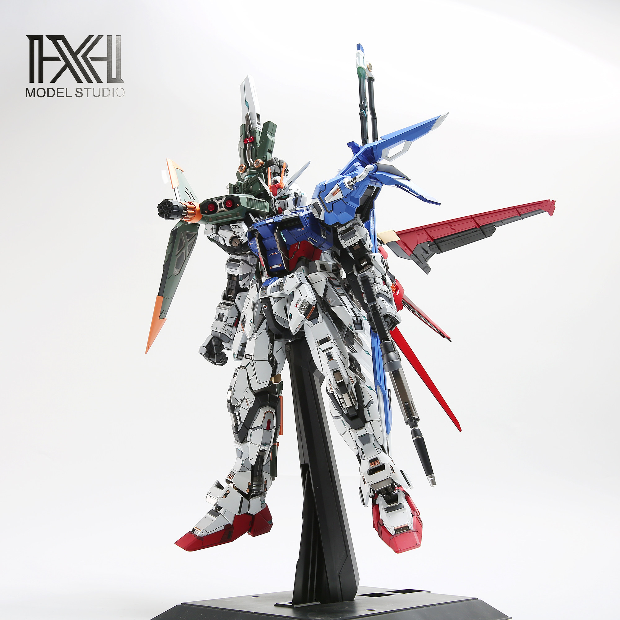 👑高达收藏家必备！现货万代PG 1/60 完美强袭高达👑-高达模型专区-淘宝好物网