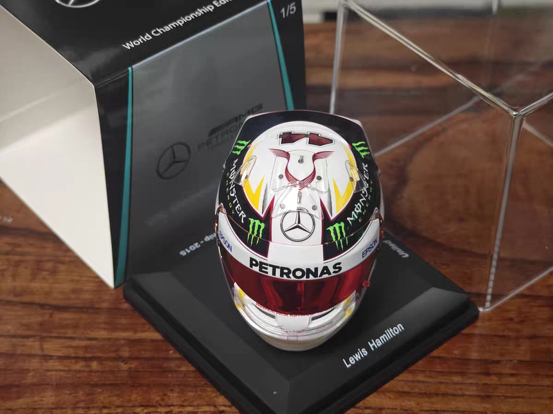 Spark 1/5 Helmet Model Hamilton Mercedes Era Collection