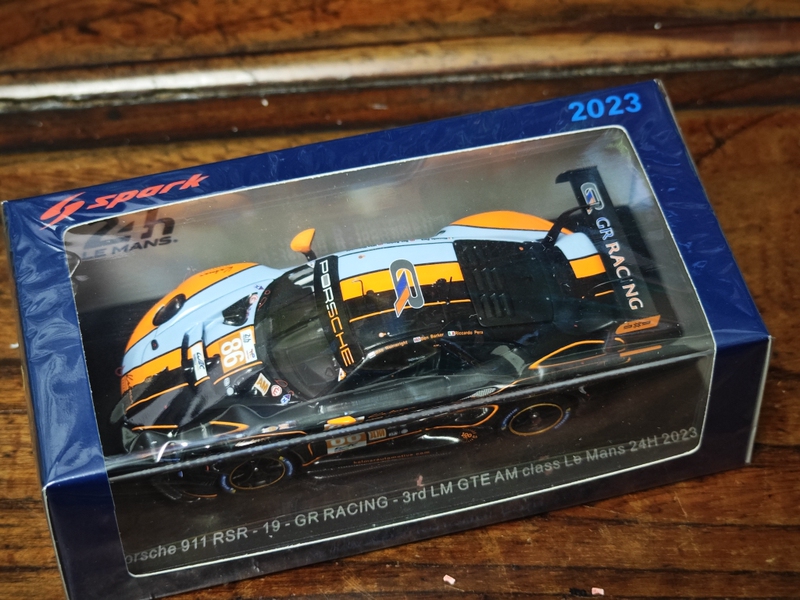 Spark Model 1/43 2023 Le Mans Gt Porsche 911 Rsr-19 # 86 Gulf
