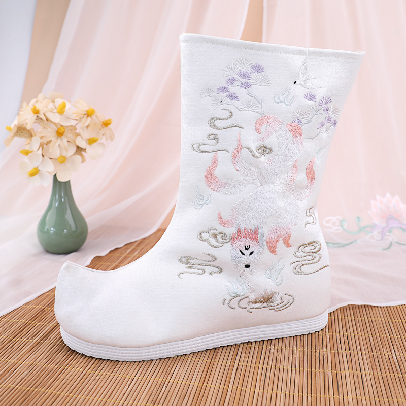 Hare Inkloft Jiuwei Fox Ancient Wind Male Bowed Shoes 2019 New Teething Winter Boots Female Boots Ancient Dress Bow Boots Handmaid Embroidered Boots