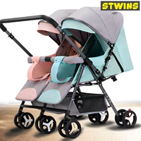 Один в и из лифта с двумя из нержавеющей стали с двумя