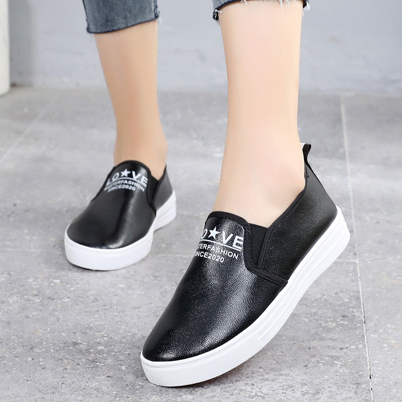 Spring and Autumn New Style Old Beijing Cloth Shoes for Women, Flat Casual Shoes, Non-Slip Soft Sole Pu Leather Surface, Waterproof Slip-On Shoes for Women Spring and Autumn New Style Old Beijing Cloth Shoes for Women, Flat Casual Shoes, Non-Slip Soft Sole Pu Leather Surface, Waterproof Slip-On Shoes for Women