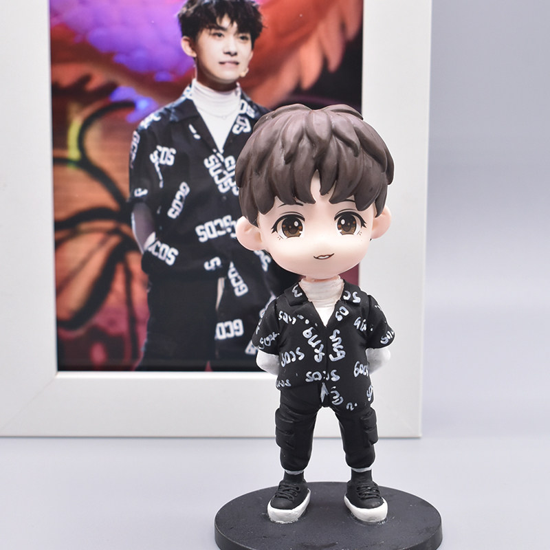 TFBOYS Yee Yee Qianxi peripheral model doll with the same doll small mud life Day creative gift hair map customization