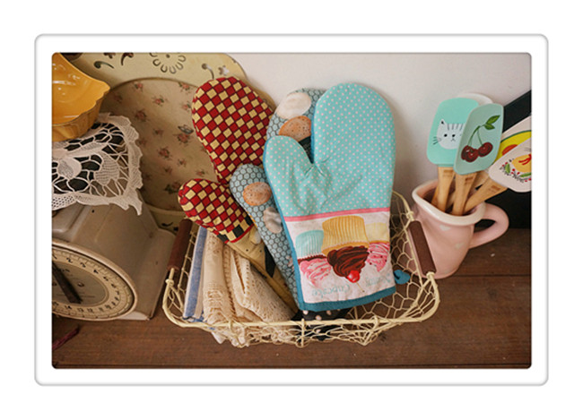 Foreign trade home grocery baking gear microwave oven gloves anti - heat - resistant insulation gloves