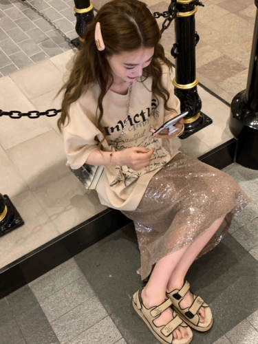 Little Jun Jun Shining Girl Low -Key Fashionable High -End Шампанское блески юбка женская весна и лето