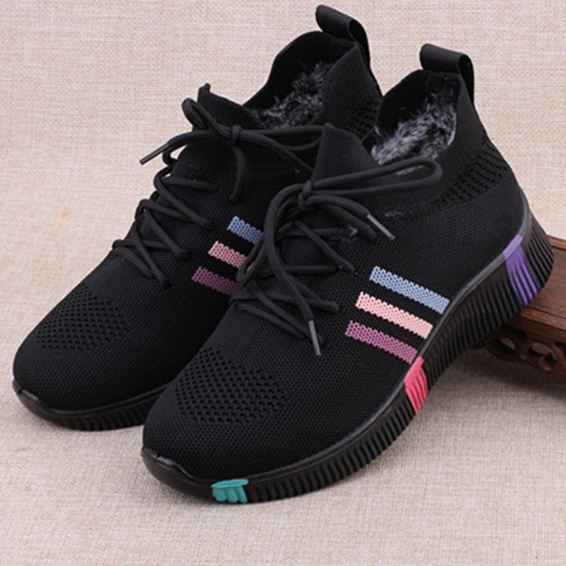 Old Beijing cloth shoes women's cotton shoes plus velvet warm sports shoes lightweight non-slip soft sole 2021 winter women's mother shoes