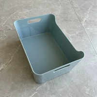 Темно-зеленые крупные фабричные прямые волосы